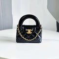 Chanel AP3435 Shiny aged calfskin & gold-tone metal Black - Default Title - View 1