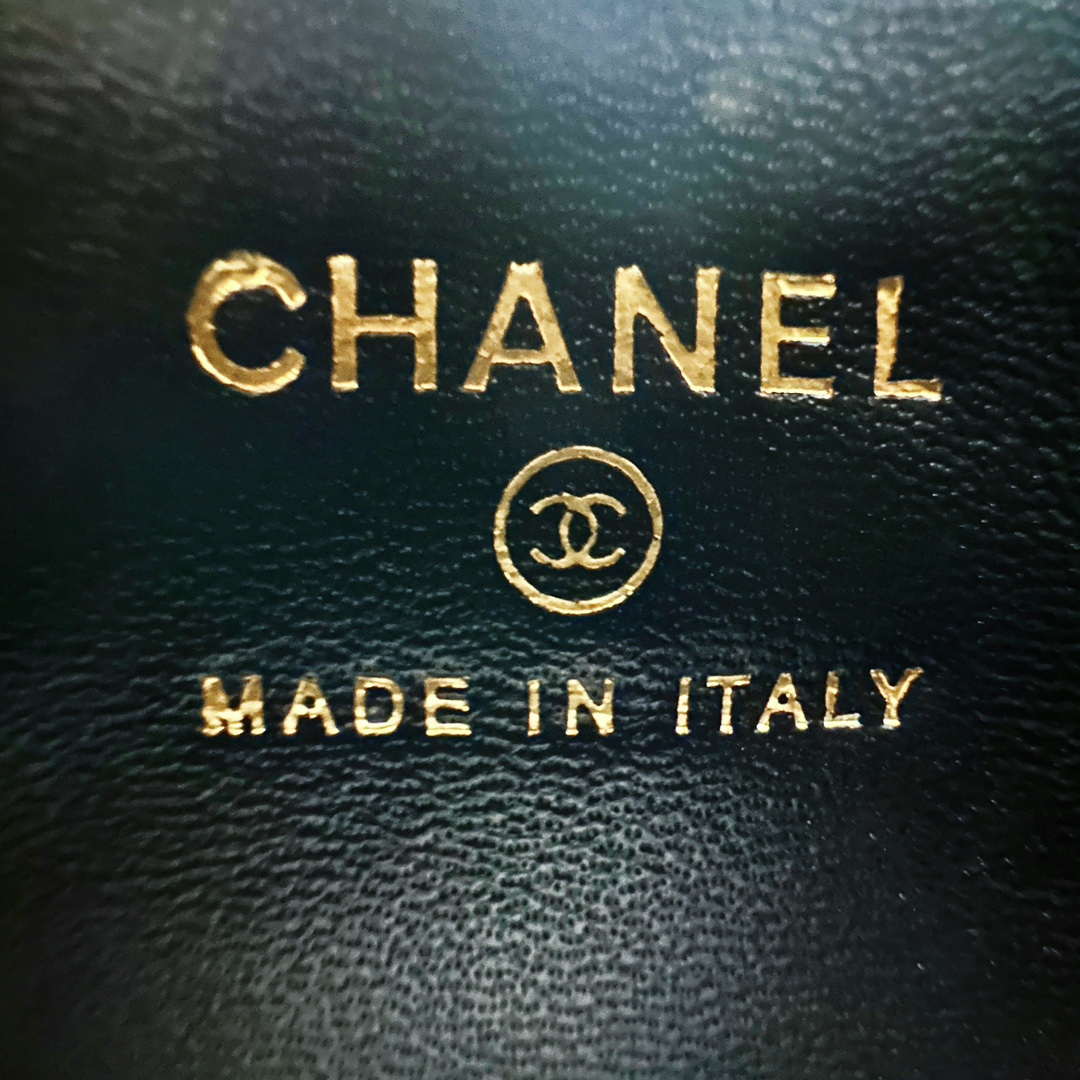 Chanel AP3435 Shiny aged calfskin & gold-tone metal Black - Default Title - View 8
