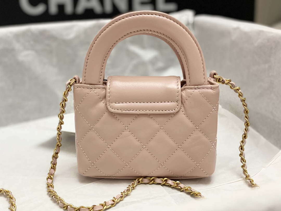 Chanel AP3435 Shiny aged calfskin & gold-tone metal Pink - Default Title - View 3