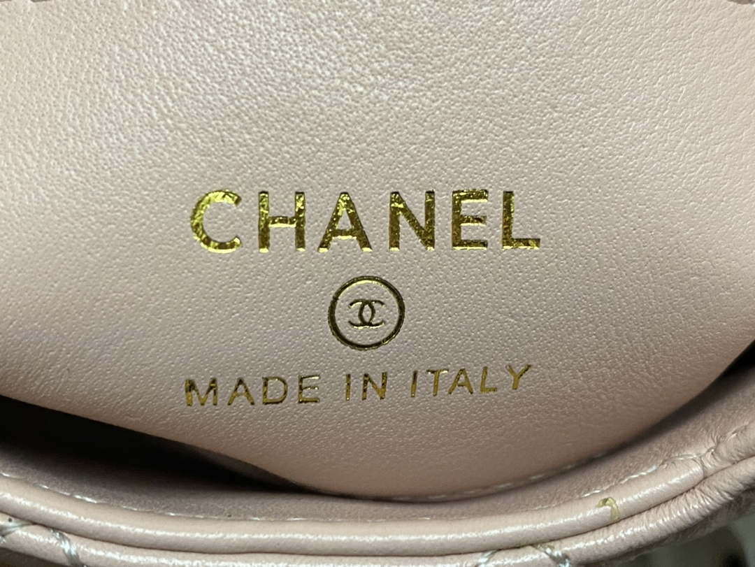 Chanel AP3435 Shiny aged calfskin & gold-tone metal Pink - Default Title - View 8