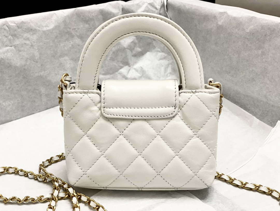 Chanel AP3435 Shiny aged calfskin & gold-tone metal White - Default Title - View 3