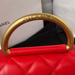 Chanel AP3484 CLUTCH WITH CHAIN Shiny Lambskin & Gold-Tone Metal Red - Default Title - View 4