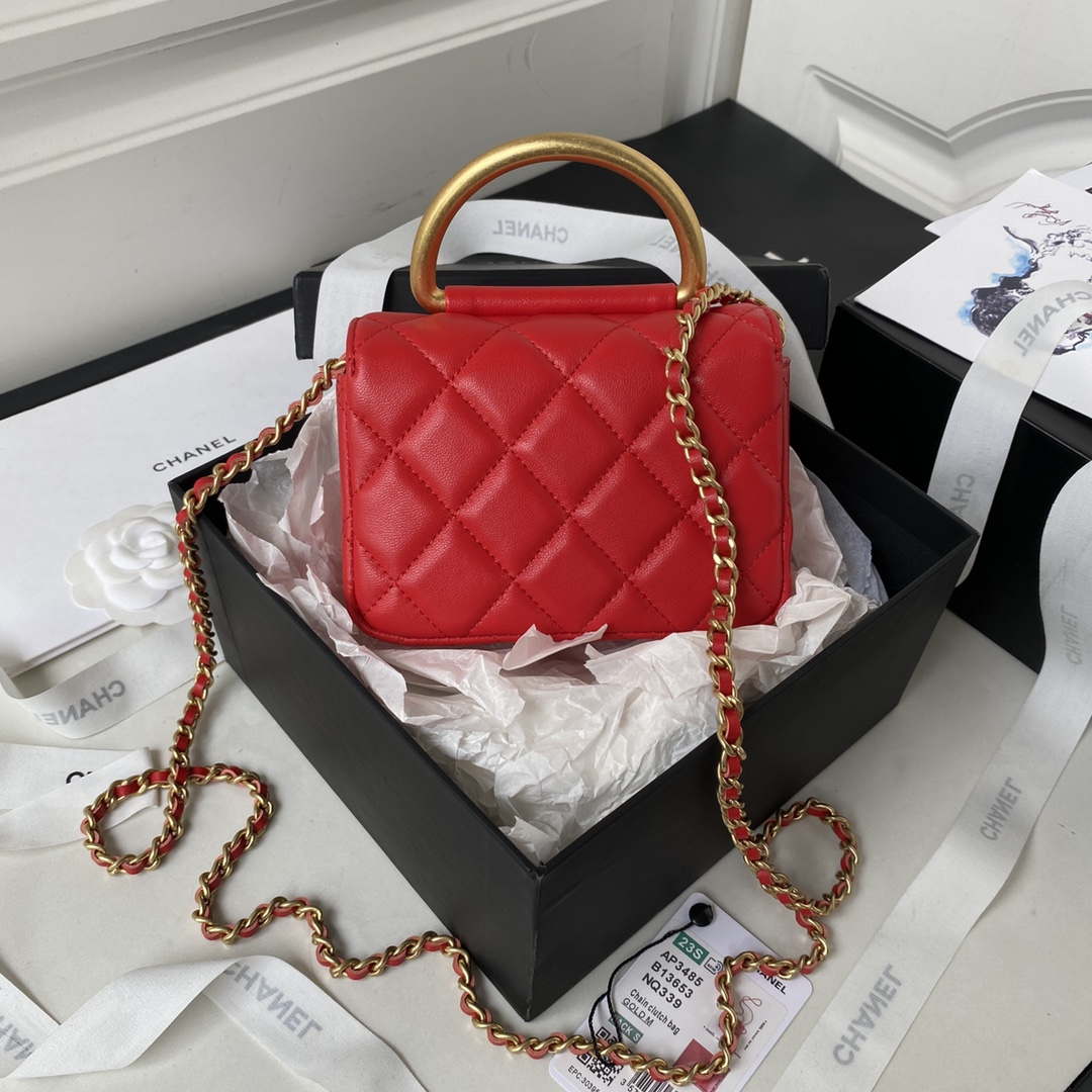Chanel AP3485 Clutch With Chain Shiny Lambskin & Gold-Tone Metal Red - Default Title - View 2