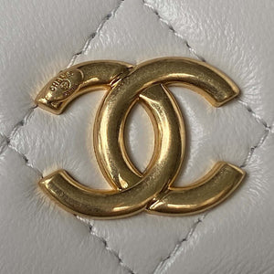 Chanel AP3512 Flap Phone Holder With Chain Lambskin Imitation Pearls Enamel & Gold White - Default Title - View 3