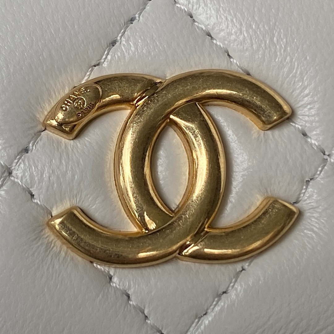 Chanel AP3512 Flap Phone Holder With Chain Lambskin Imitation Pearls Enamel & Gold White