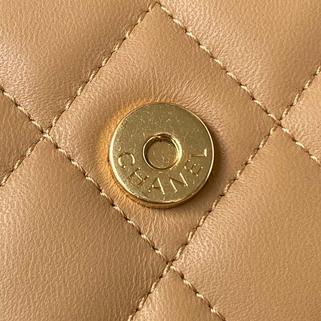 Chanel AP3513 Woc Clutch With Chain lambskin Imitation Pearls Enamel & Gold Apricot