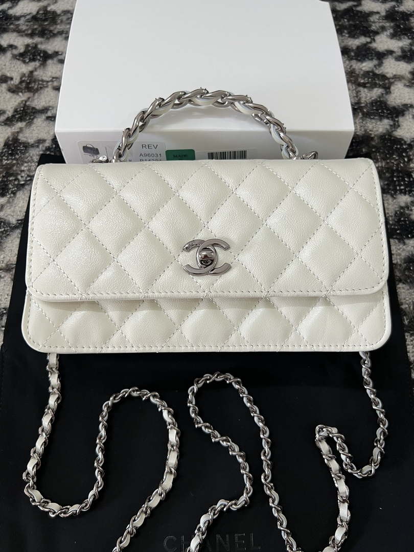 Chanel AP3566 Clutch with Chain White Shiny Crumpled Calfskin Strass & Ruthenium Finish Metal - Default Title - View 1