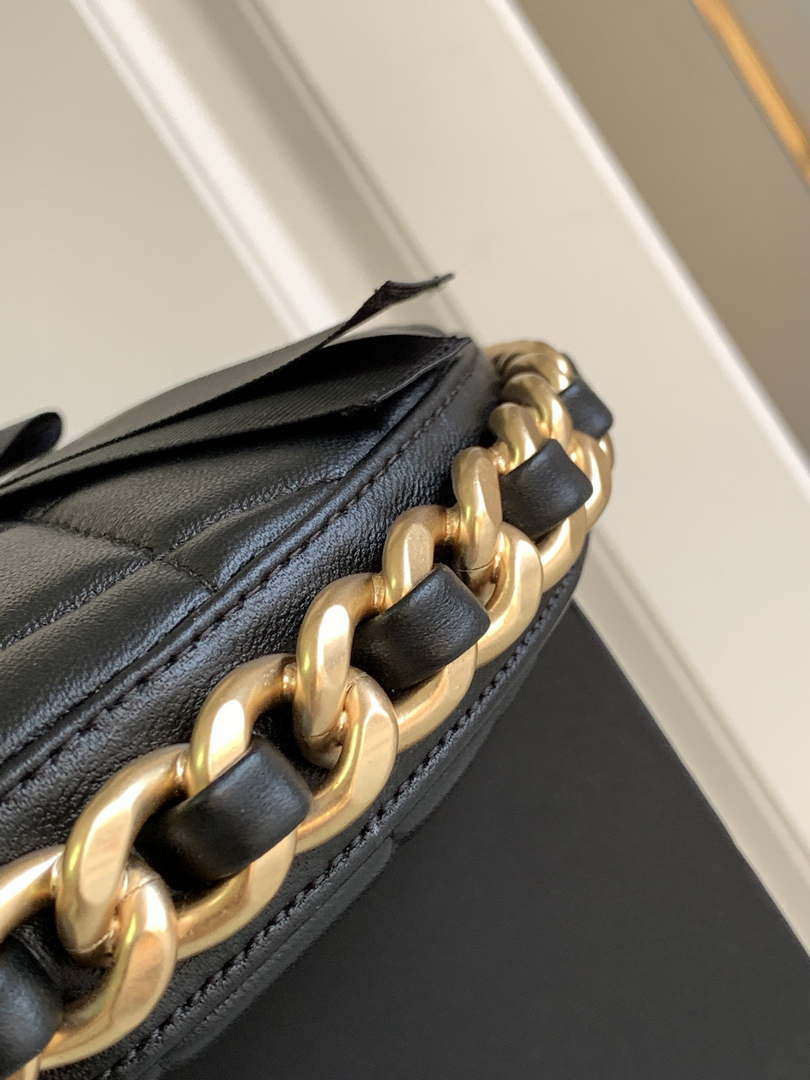 Chanel AP3583 Pouch Mixed Fibers 22CM Calfskin & Gold-Tone Metal Black - Default Title - View 9