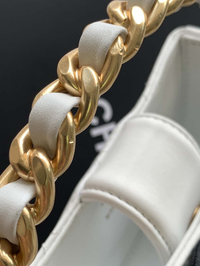 Chanel AP3584 Pouch Mixed Fibers Calfskin & Gold-Tone Metal White