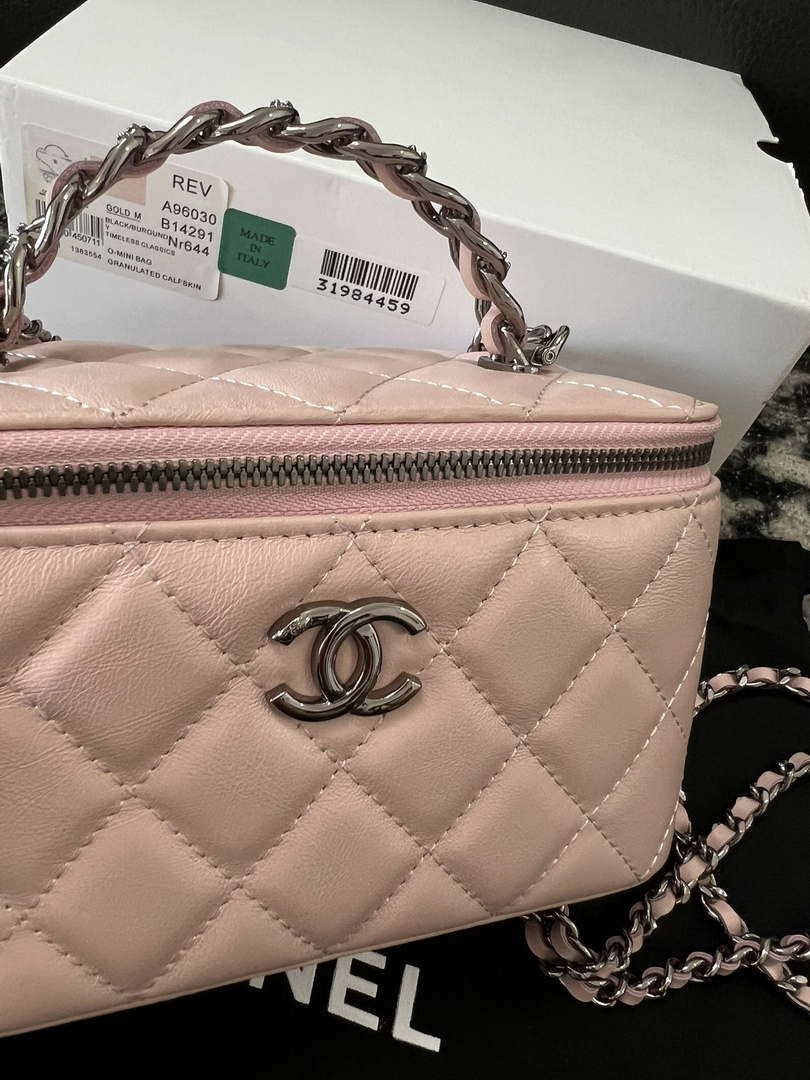 Chanel AP3593 Shiny Crumpled Calfskin Strass & Ruthenium-Finish Metal Pink - Default Title - View 8