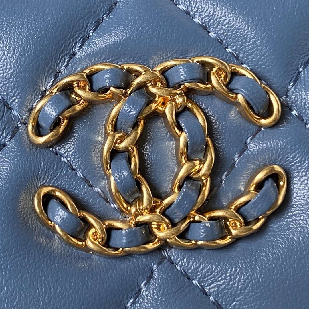 Chanel AP3647 23K Small Hobo Bag Lambskin Gold Metal Blue - Default Title - View 3