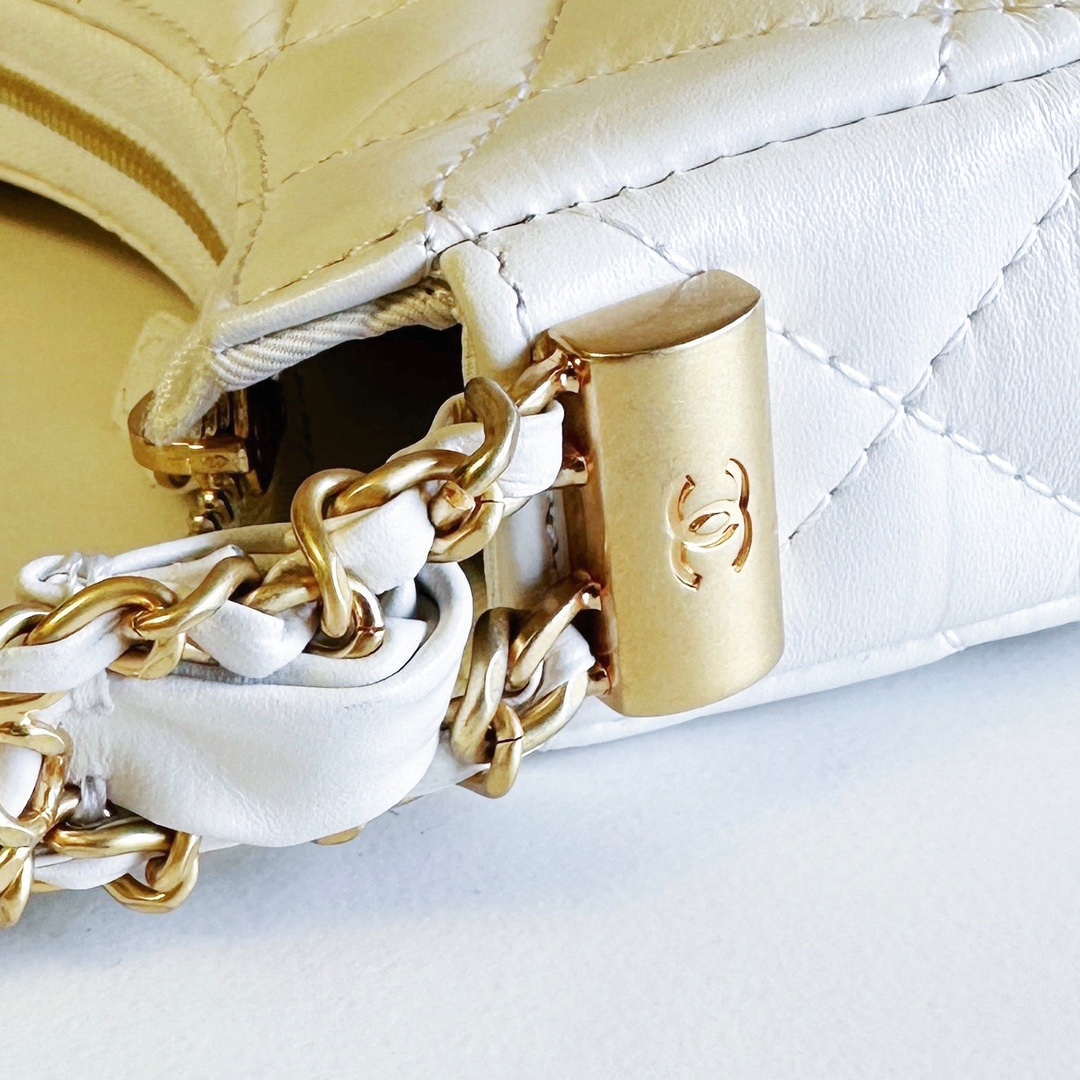 Chanel AP3647 23K Small Hobo Bag Lambskin Gold Metal White