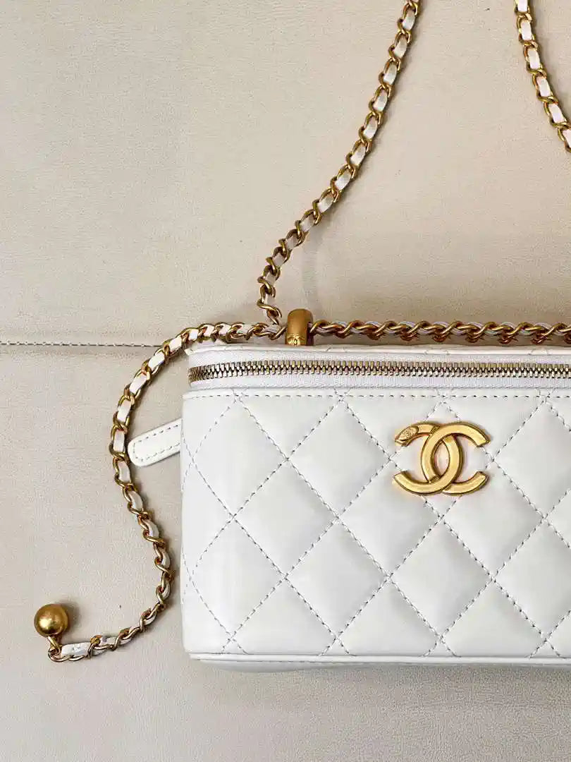 Chanel AP3651 Vanity with Chain Bag White Lambskin