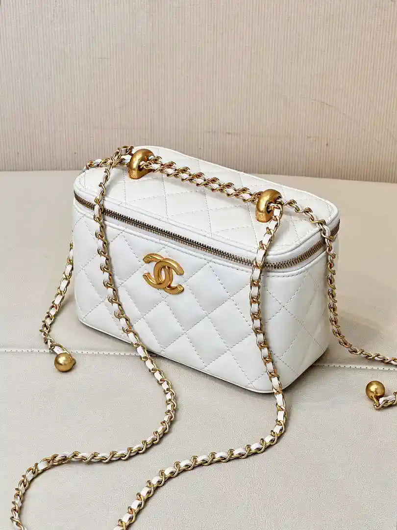 Chanel AP3651 Vanity with Chain Bag White Lambskin