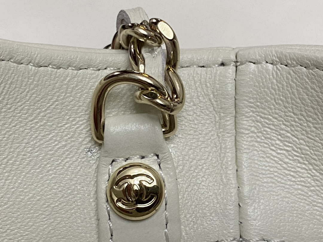 Chanel AP3656 Small Shopping Bag Shiny Lambskin & Gold-Tone Metal White