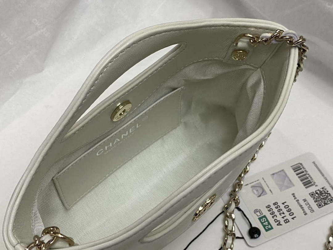 Chanel AP3656 Small Shopping Bag Shiny Lambskin & Gold-Tone Metal White - Default Title - View 9