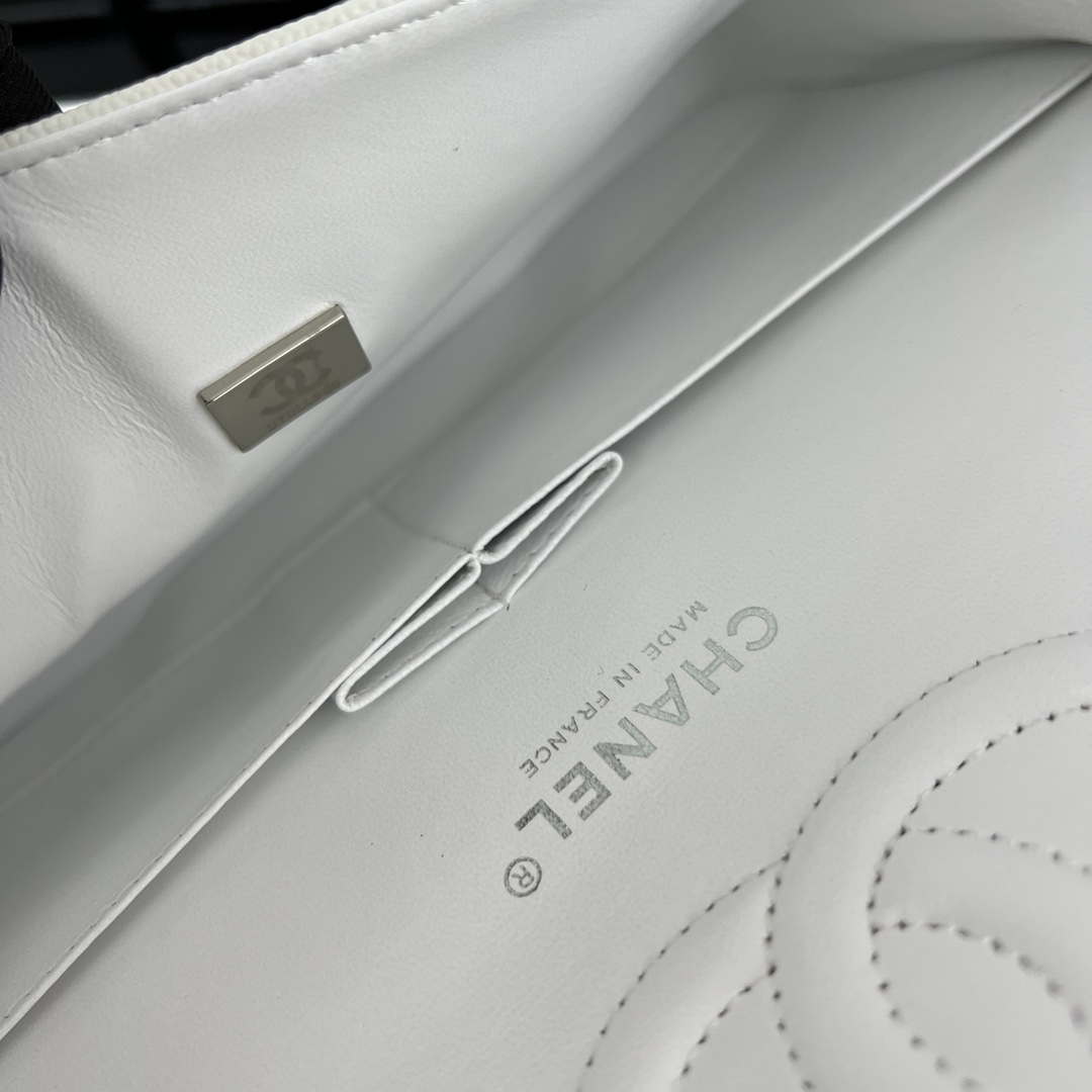 Chanel A01112 Flap Classic 11.12 Handbag Grained Calfskin & Silver-Tone Metal White - Default Title - View 9