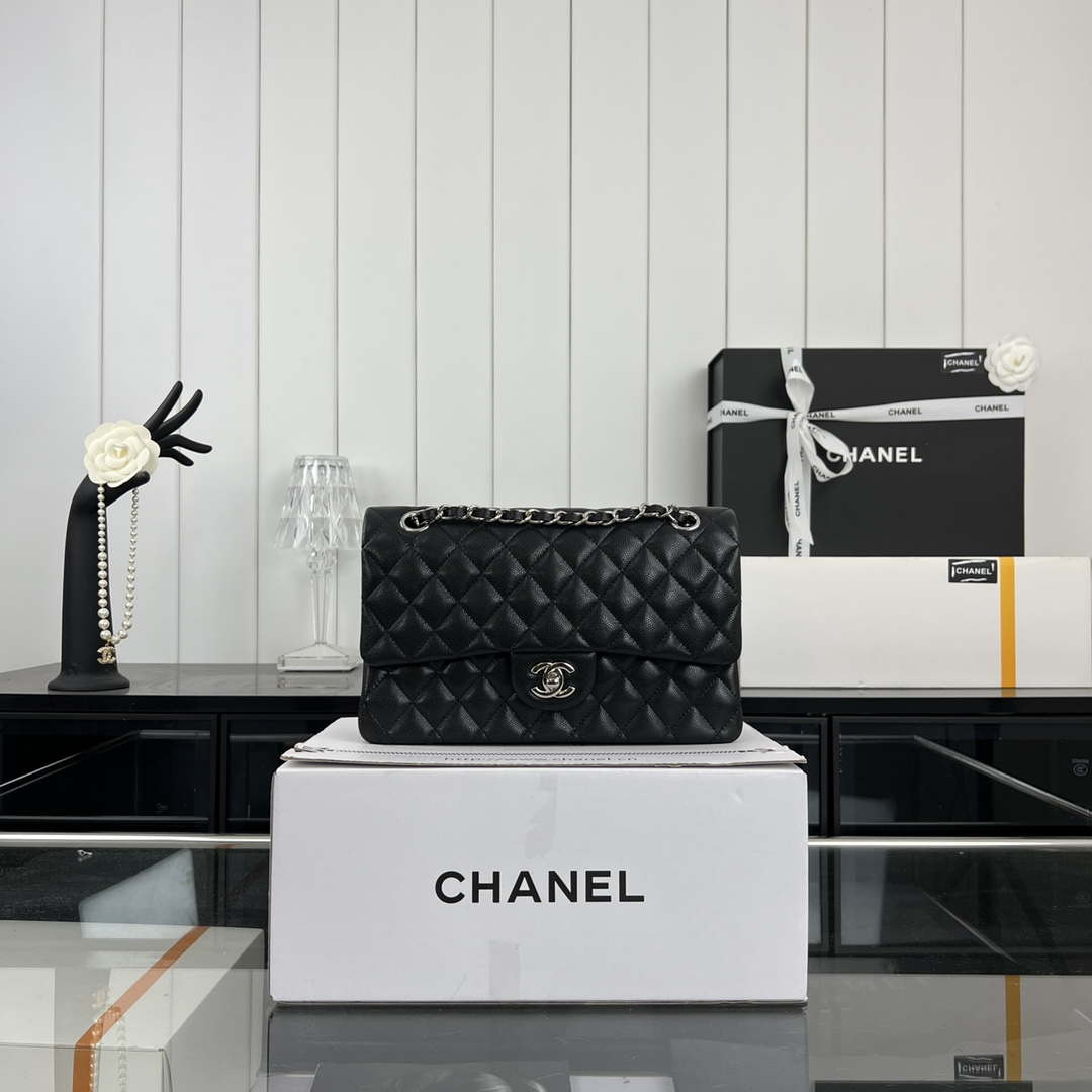 Chanel A01112 Flap Classic 11.12 Handbag Grained Calfskin & Silver-Tone Metal Black - Default Title - View 1