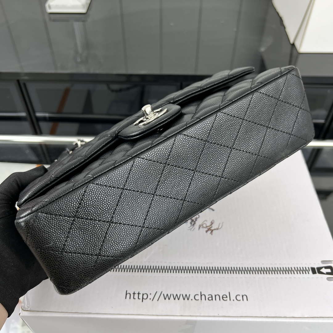 Chanel A01112 Flap Classic 11.12 Handbag Grained Calfskin & Silver-Tone Metal Black