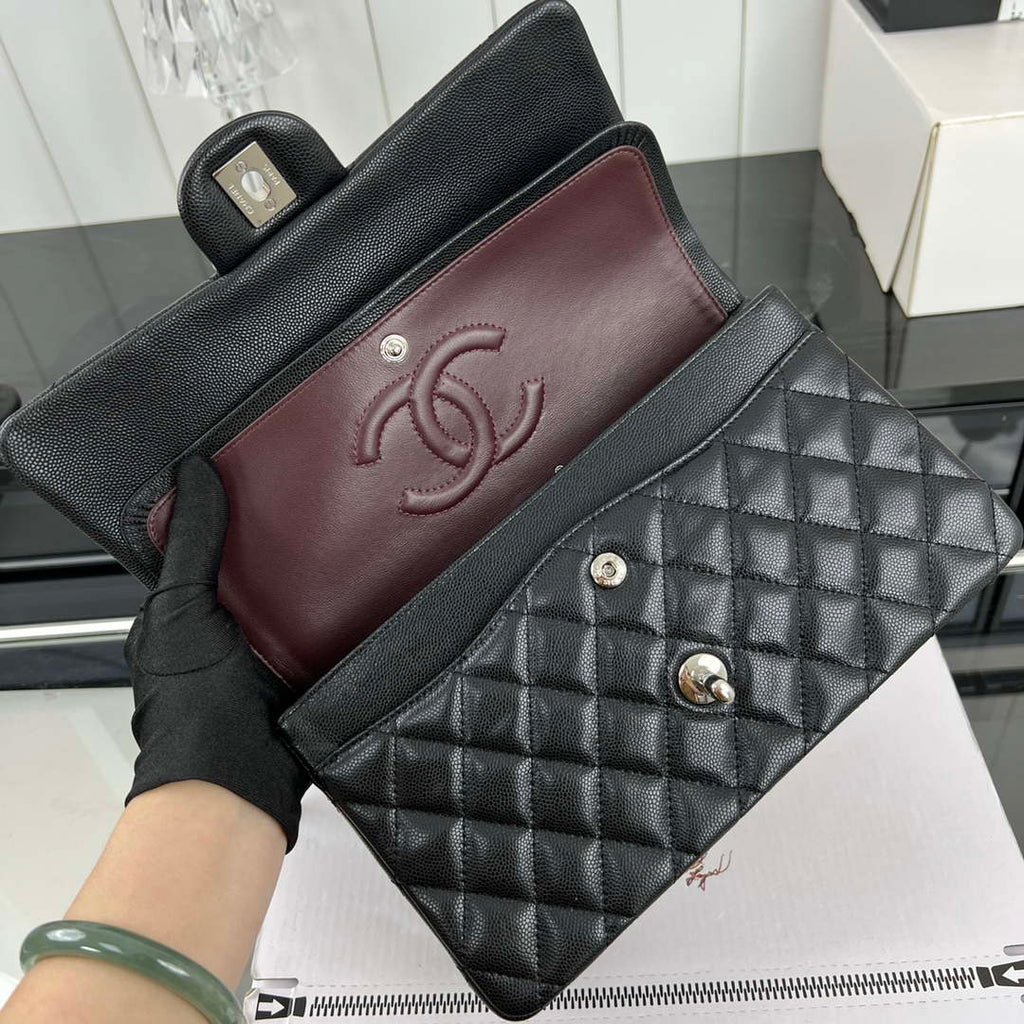 Chanel A01112 Flap Classic 11.12 Handbag Grained Calfskin & Silver-Tone Metal Black