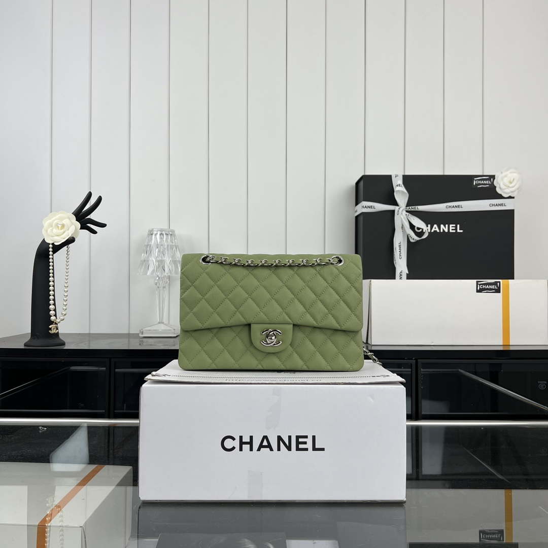 Chanel A01112 Flap Classic 11.12 Handbag Grained Calfskin & Silver-Tone Metal Green - Default Title - View 1