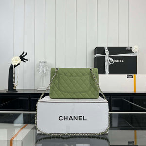 Chanel A01112 Flap Classic 11.12 Handbag Grained Calfskin & Silver-Tone Metal Green - Default Title - View 2