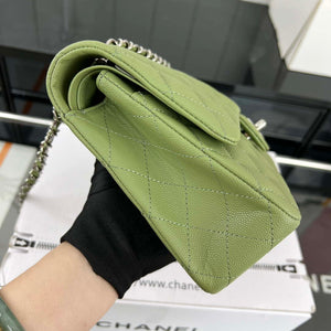 Chanel A01112 Flap Classic 11.12 Handbag Grained Calfskin & Silver-Tone Metal Green - Default Title - View 4