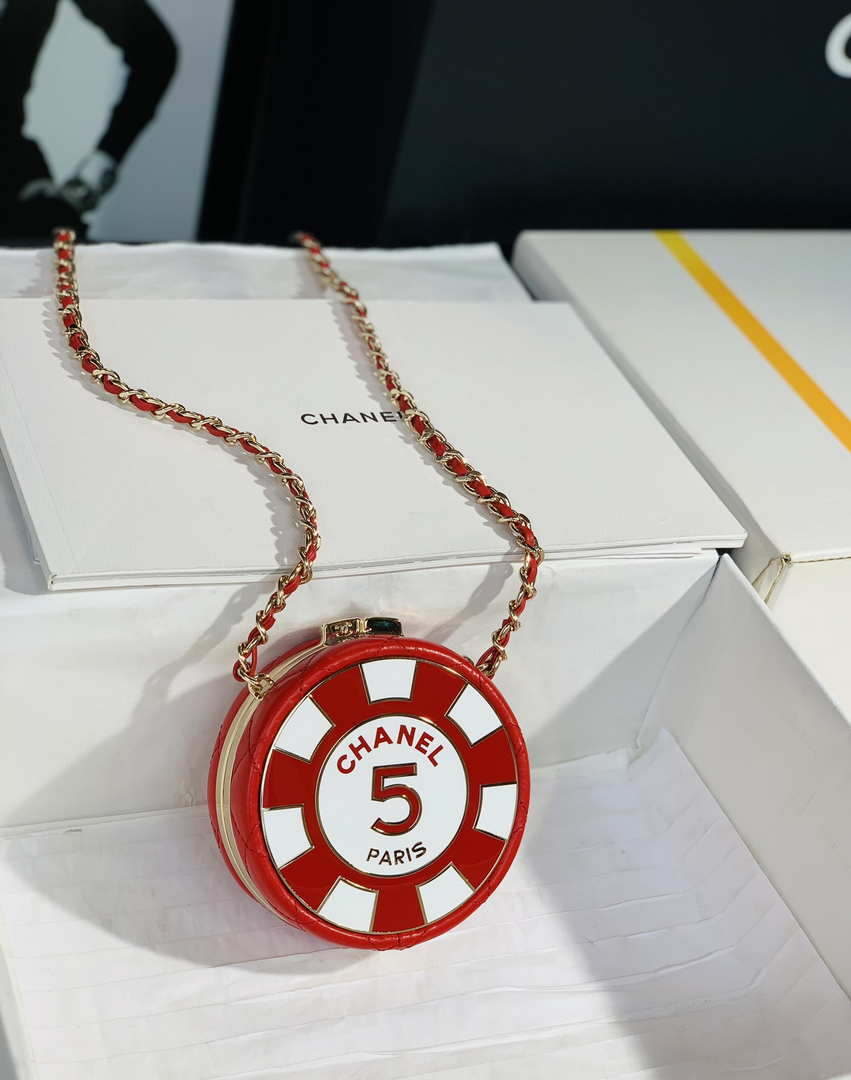 Chanel Ap3704 Clutch  With Chain Lambskin Enamel & Gold-Tone Metal Red & White
