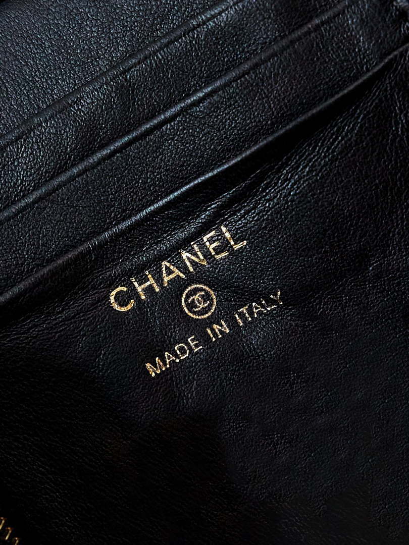 Chanel AP3784 Clutch With Chain Lambskin Vanity Box bag with Enamel buckle AP3231 Black