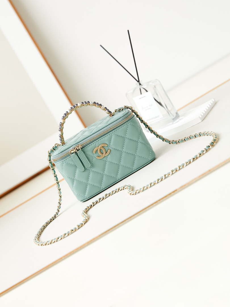 Chanel AP3804 Clutch Lambskin Vanity Box bag With Pearl handle Green