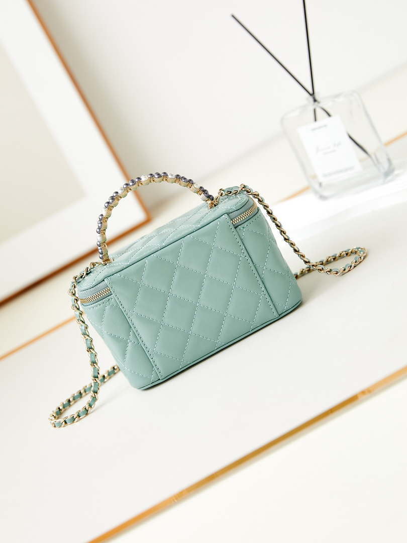 Chanel AP3804 Clutch Lambskin Vanity Box bag With Pearl handle Green