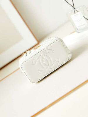Chanel AP3804 Clutch Lambskin Vanity Box bag With Pearl handle White - Default Title - View 6