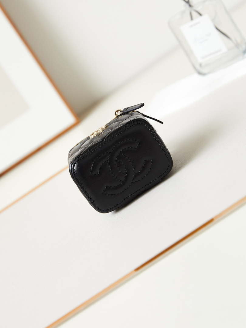 Chanel AP3805 Mini Clutch Lambskin Vanity Box bag With Pearl handle Black