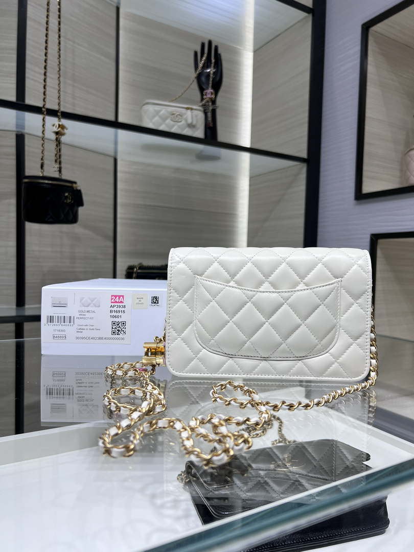 Chanel AP3938 Wallet On Chain Shiny Lambskin  Enamel & Gold-Tone Metal White - Default Title - View 2