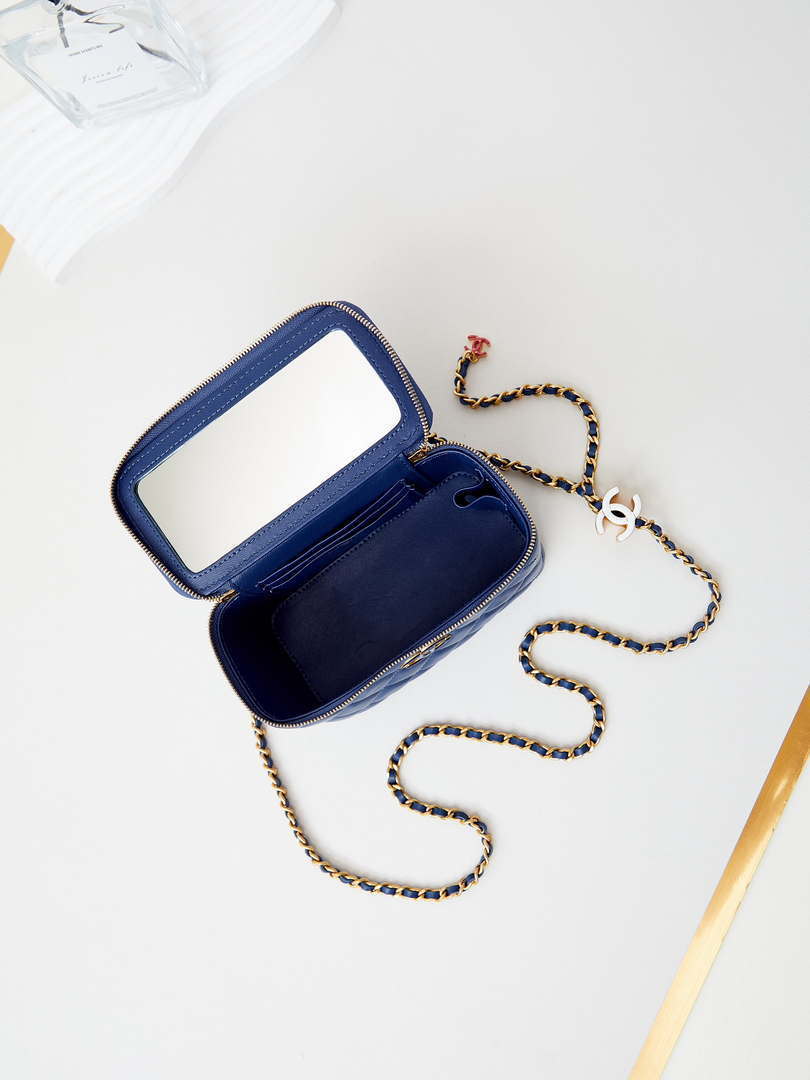 Chanel AP3940 Clutch With Chain Lambskin Vanity Box bag with Enamel buckle Blue
