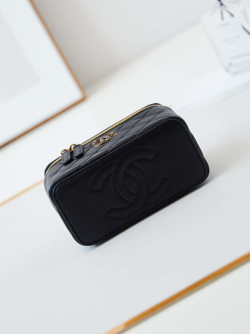 Chanel AP3940 Clutch With Chain Lambskin Vanity Box bag with Enamel buckle Black - Default Title - View 5