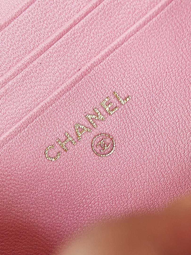Chanel AP3940 Clutch With Chain Lambskin Vanity Box bag with Enamel buckle Pink