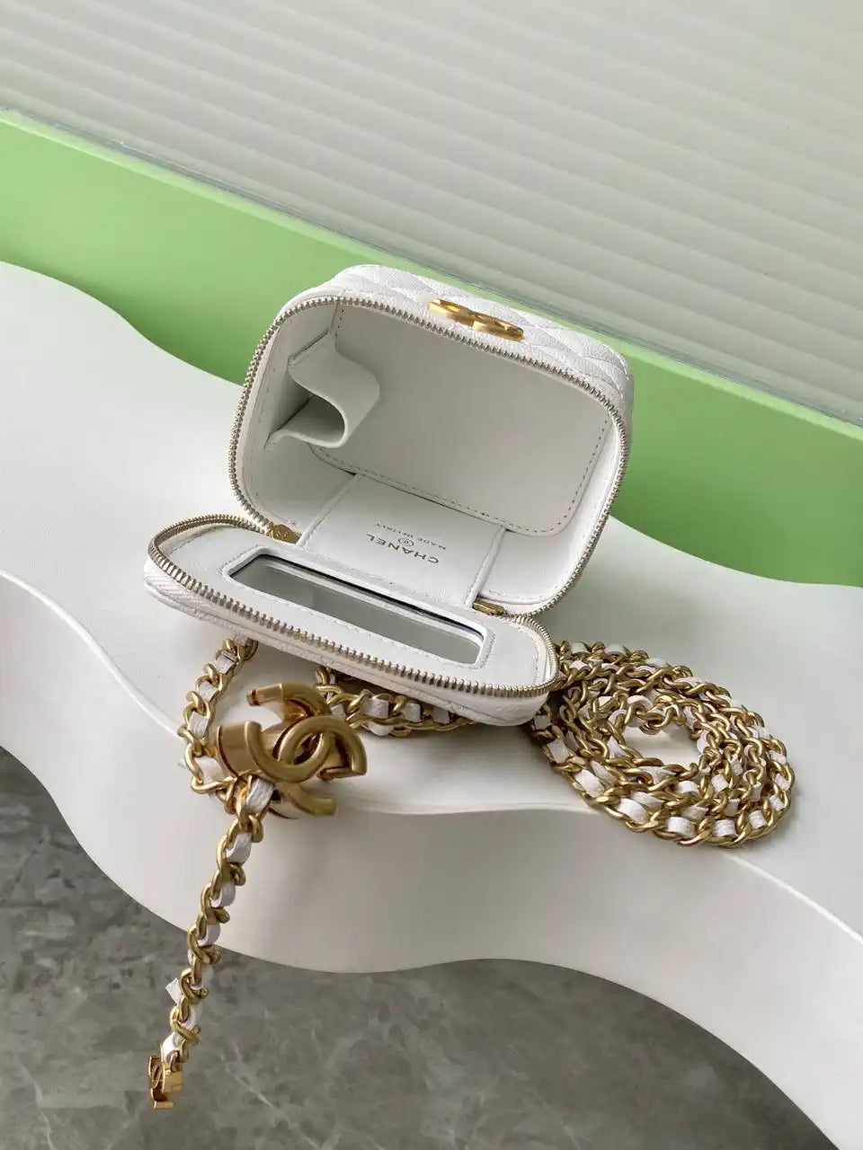 Chanel AP3941 25B  Small Vanity with Chain  Calfskin Gold-Tone Meta White