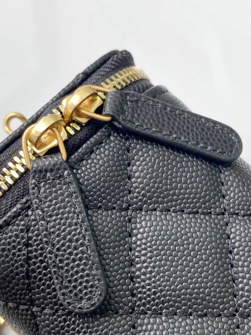 Chanel AP3941 25B  Small Vanity with Chain  Calfskin Gold-Tone Meta Black