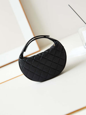 Chanel AP3943 Pouch Grained Shiny Calfskin & Gold-Tone Metal Black - Default Title - View 5