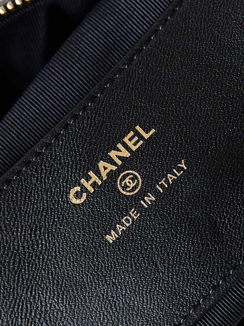 Chanel AP3943 Pouch Grained Shiny Calfskin & Gold-Tone Metal Black - Default Title - View 9