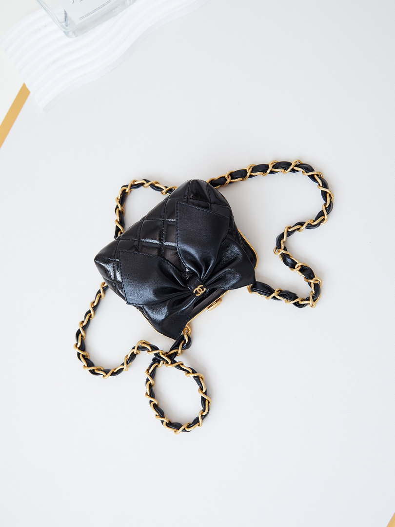 Chanel AP4028 Clutch with chain Lambskin Patent Crumpled Lambskin & Gold-Tone Metal Black - Default Title - View 7