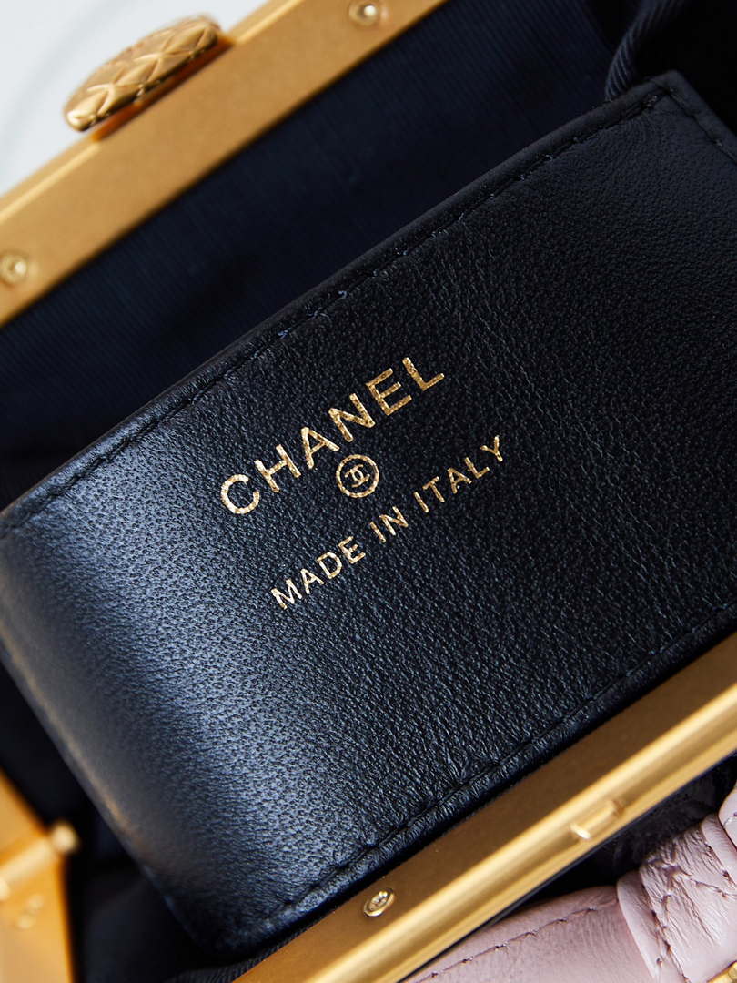 Chanel AP4028 Clutch with chain Lambskin Patent Crumpled Lambskin & Gold-Tone Metal Pink & Black - Default Title - View 9