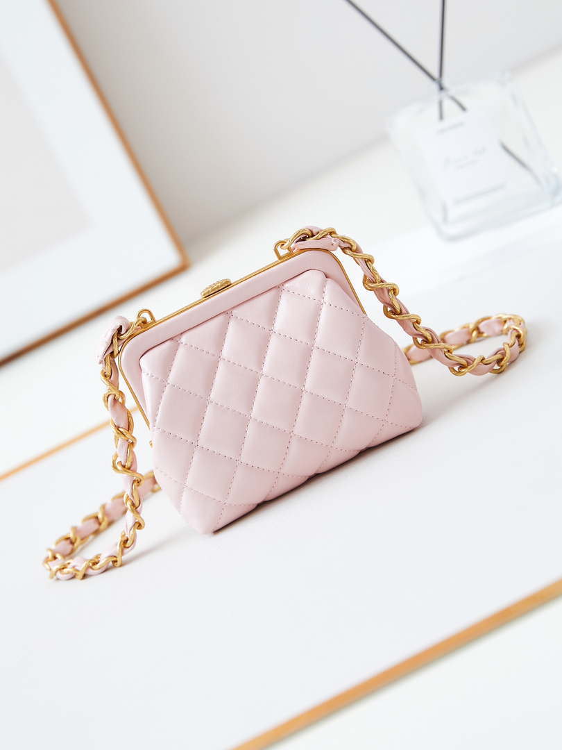 Chanel AP4028 Clutch with chain Lambskin Patent Crumpled Lambskin & Gold-Tone Metal Pink - Default Title - View 5