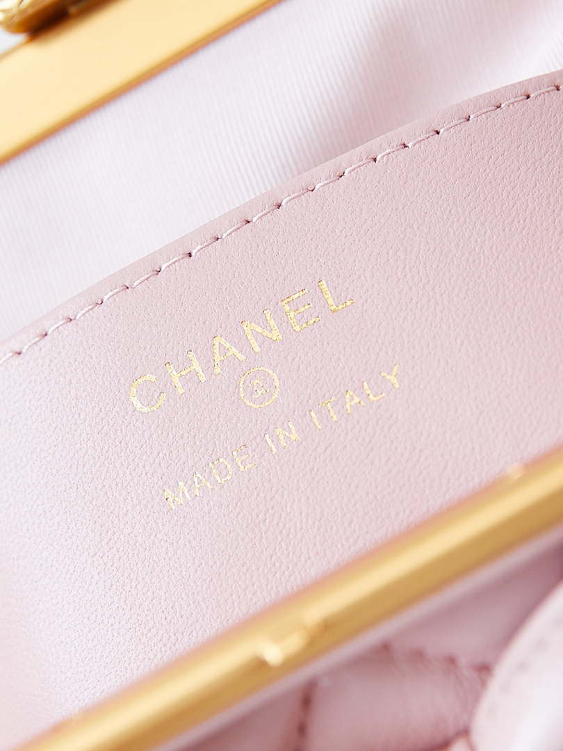Chanel AP4028 Clutch with chain Lambskin Patent Crumpled Lambskin & Gold-Tone Metal Pink - Default Title - View 9