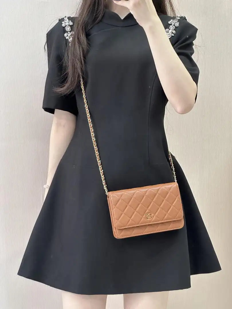 Chanel AP4241 Classic Wallet On Chain Calfskin Caramel