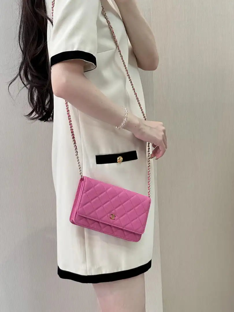 Chanel AP4241 Classic Wallet On Chain Calfskin Rose Pink