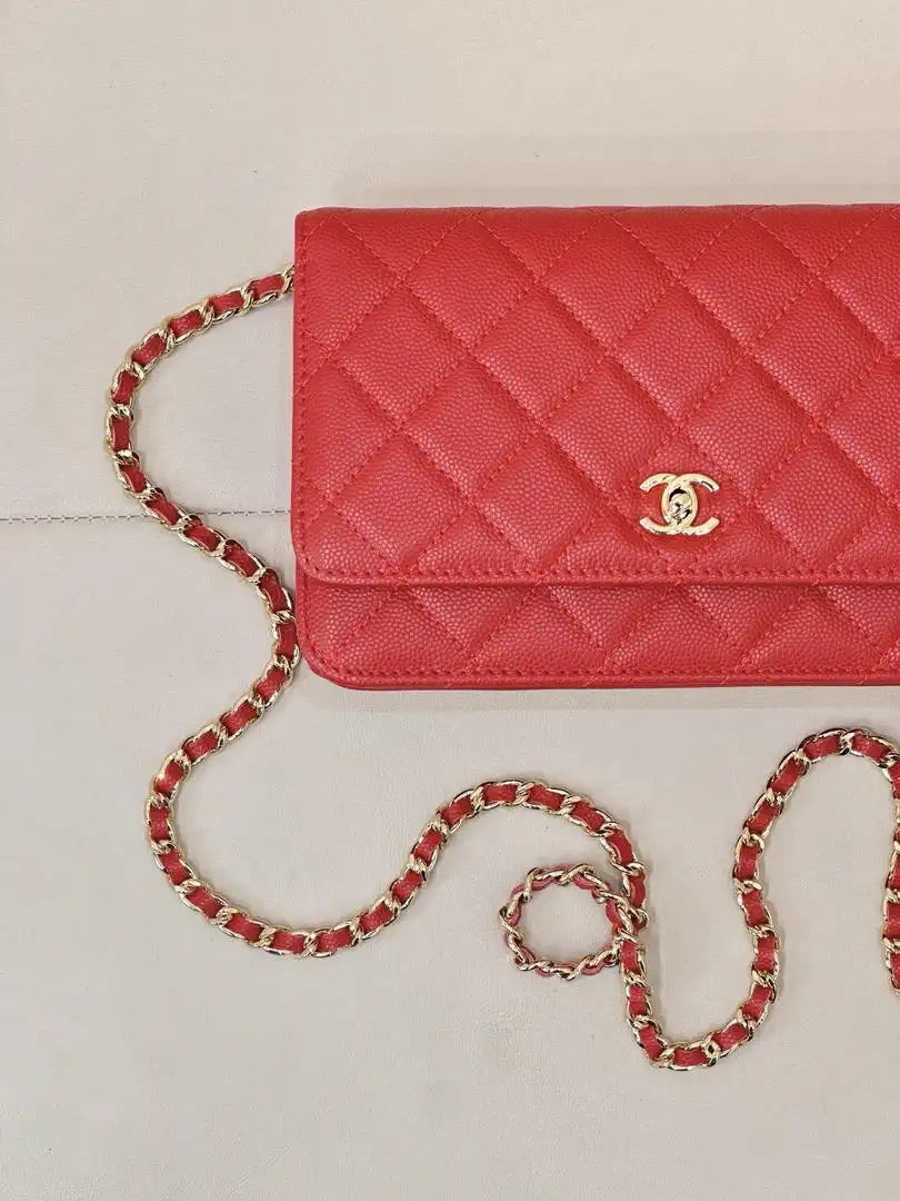 Chanel AP4241 Classic Wallet On Chain Calfskin Red