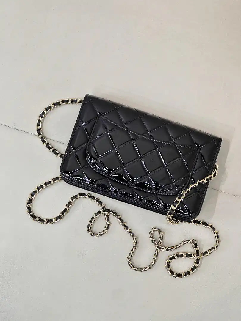 Chanel AP4241 Classic Wallet On Chain patent leather Black