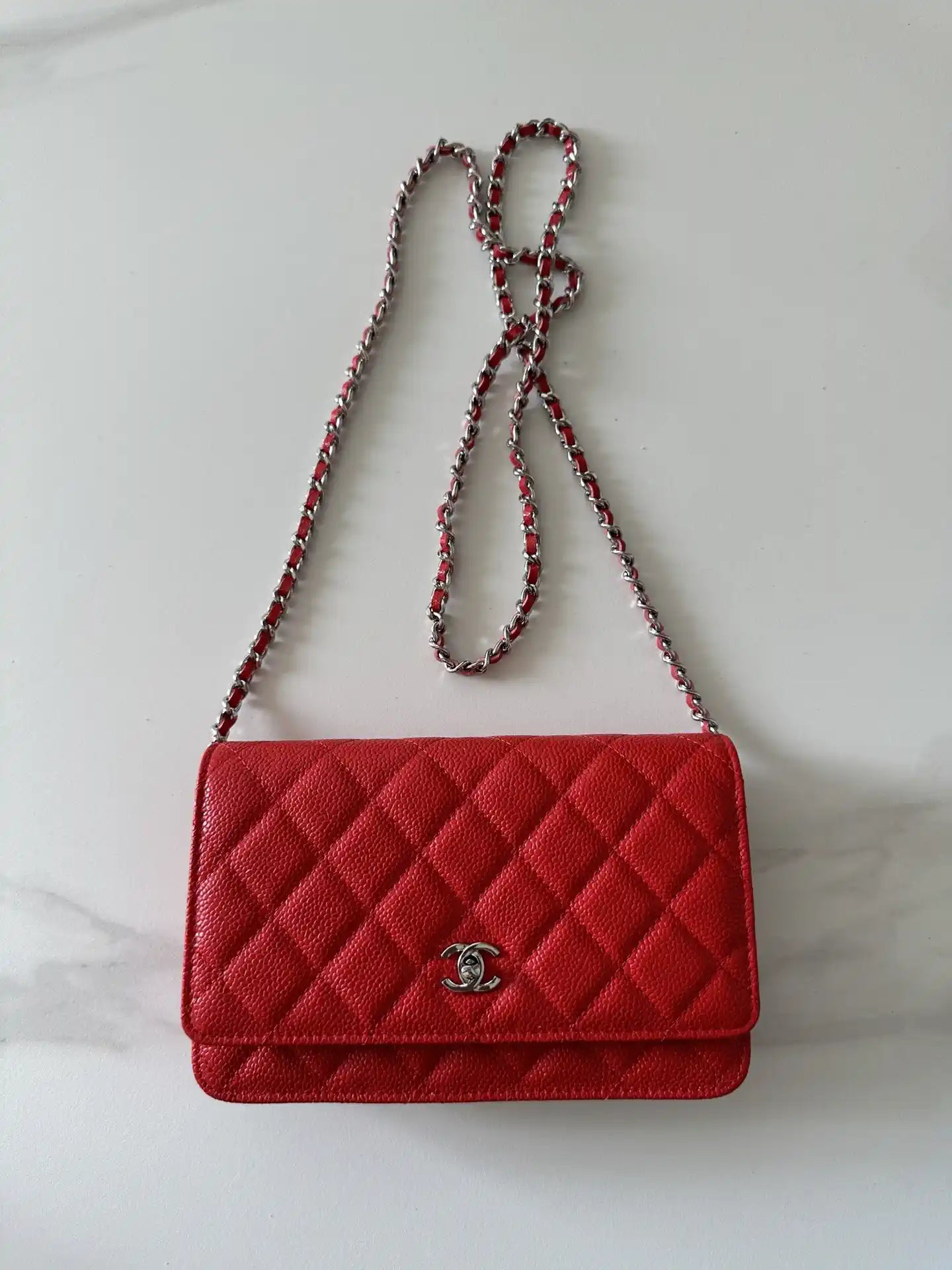 Chanel AP4241 Classic Wallet On Chain Grained Shiny Calfskin Red